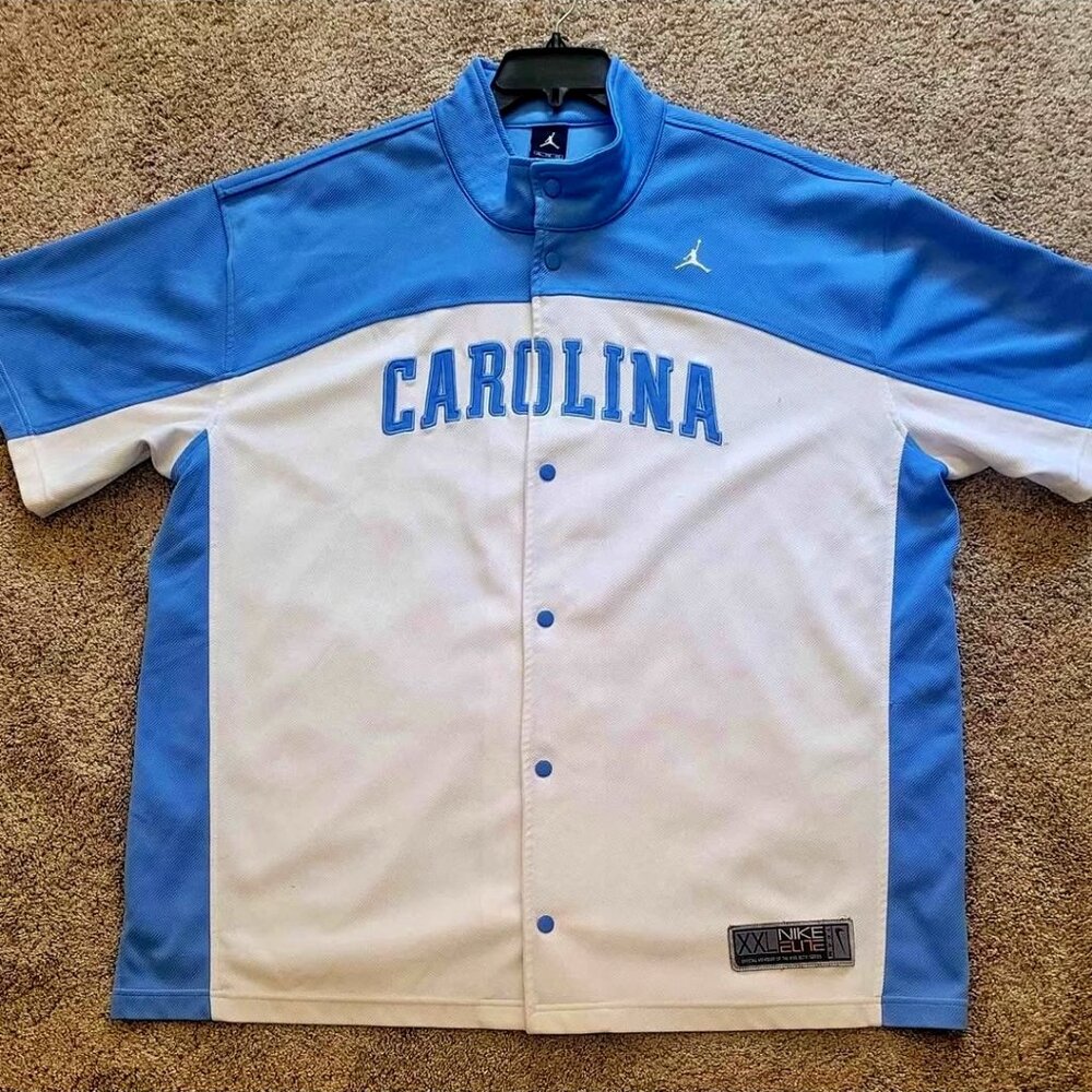 JORDANS MEN CAROLINA BLUE AND WHITE JERSEY 2XL